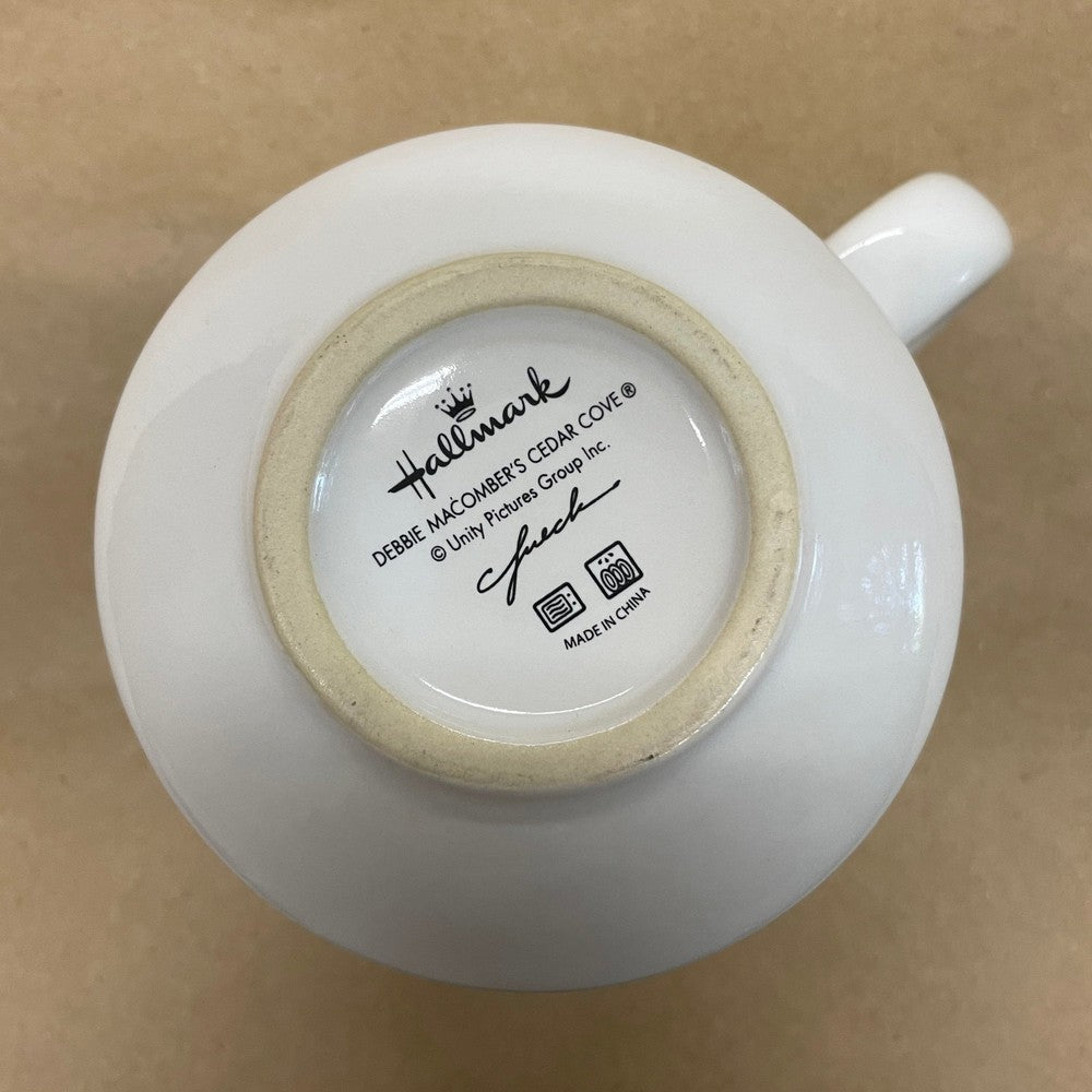 Hallmark Debbie Macomber's Cedar Cove Mug