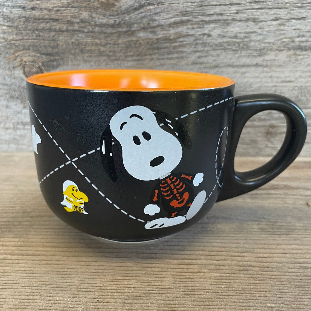 Hallmark Peanuts Snoopy Halloween Mug-2022