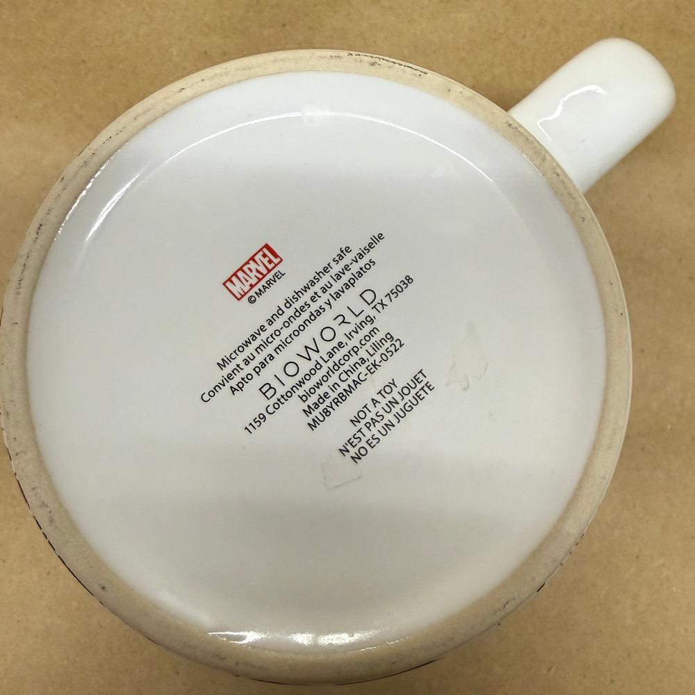 Bioworld Marvel Avengers Captain America Black White Mug-2022