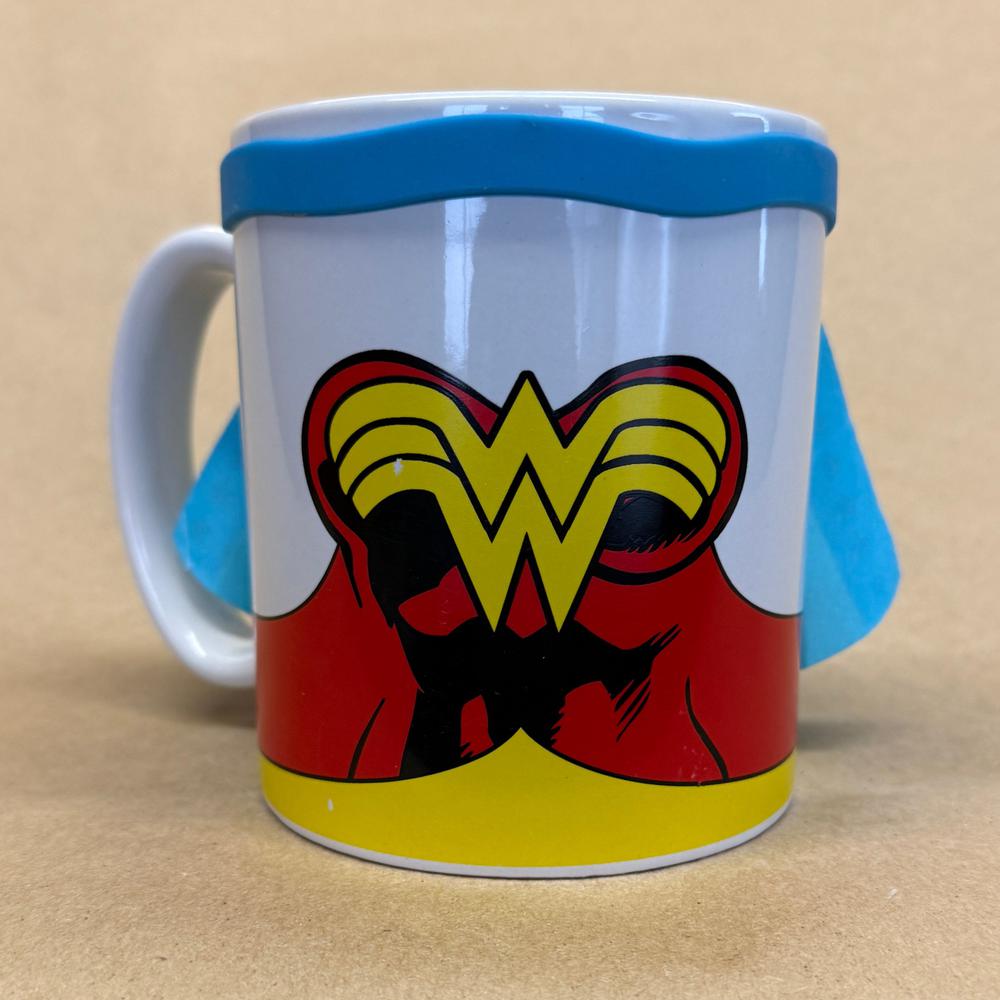 DC Comics Large Wonder Woman Mug with Removable Cape