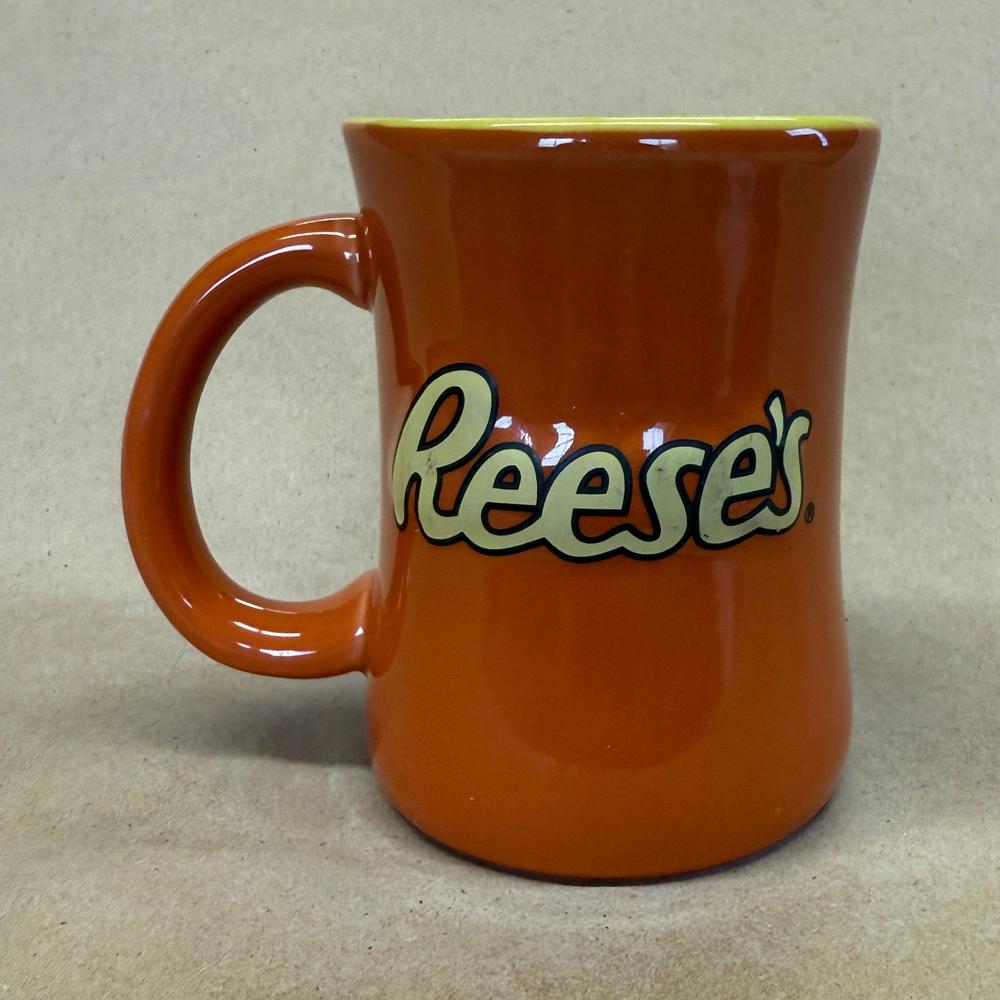 Reese's Embossed Logo Mug