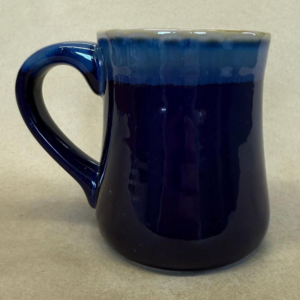 Canada Stoneware Mountain Eagle Scene Mug