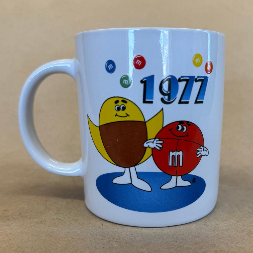M&M's Red and Yellow Galerie 1977 Mug-2003