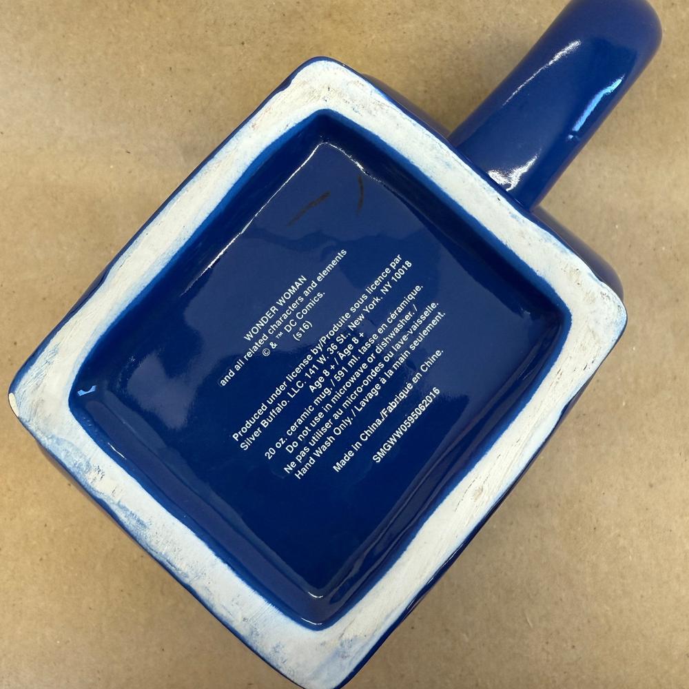 DC Comics Wonder Woman WW Shield 3D Blue Mug-2016