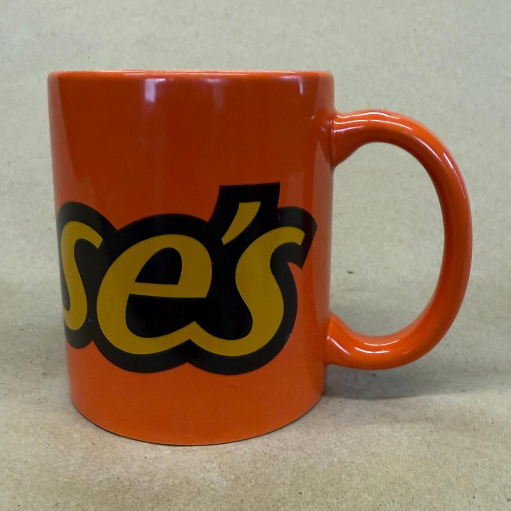 Galerie Reese's Peanut Butter Cup Logo Mug