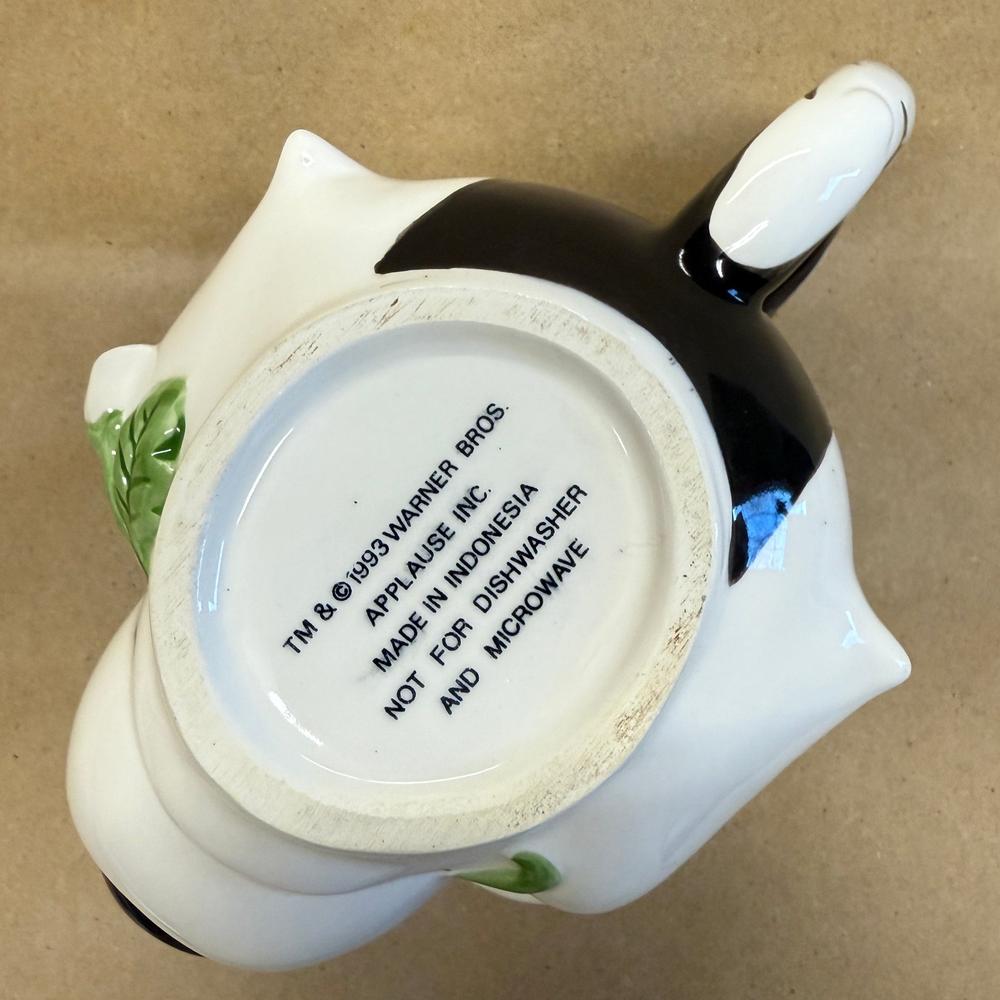 Looney Tunes Pepe Le Pew 3D Mug-1993