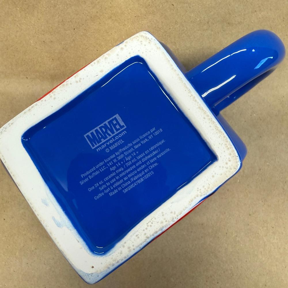 Marvel Comics Captain America 3D Shield Mug-2015