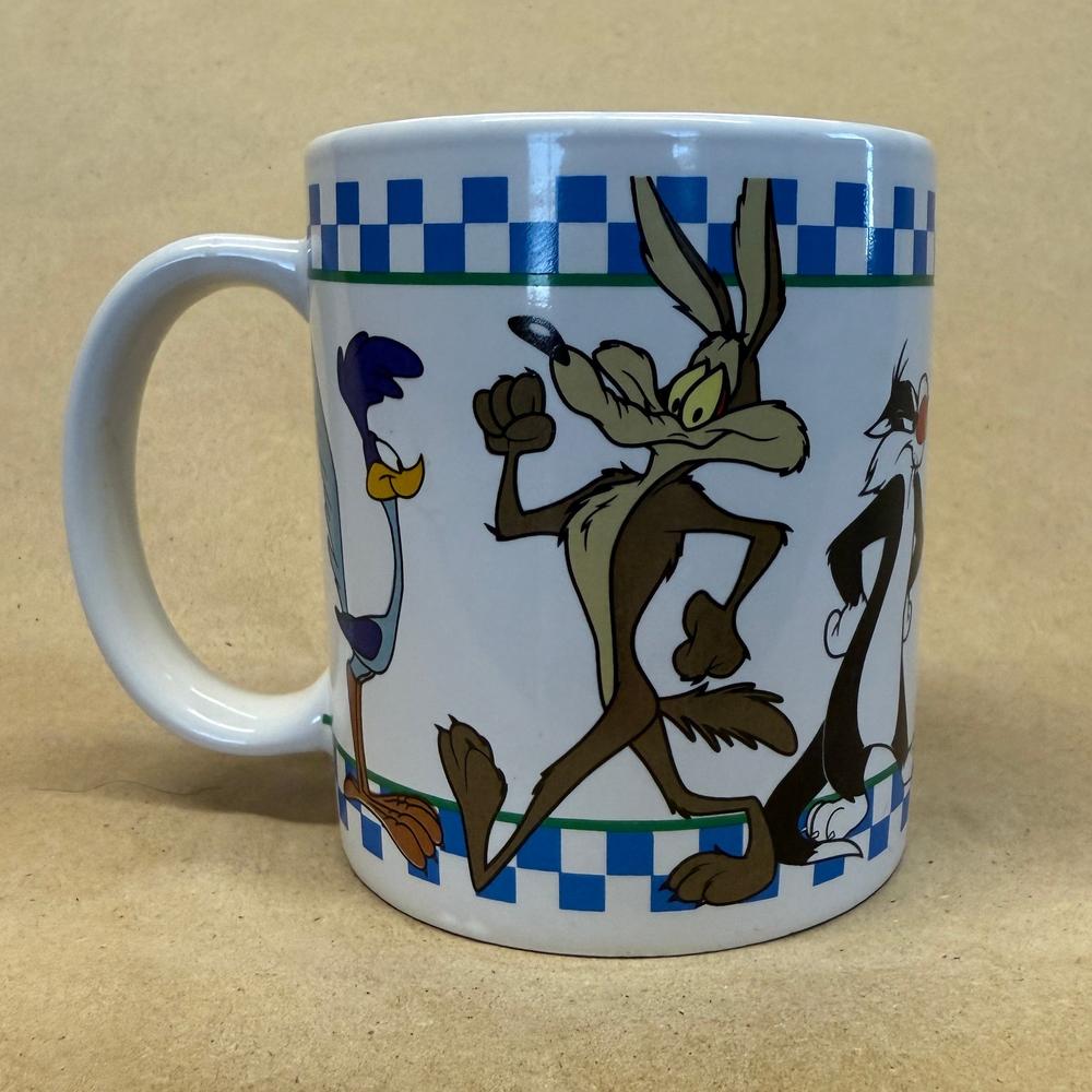 Looney Tunes Multi Character Mug-1998