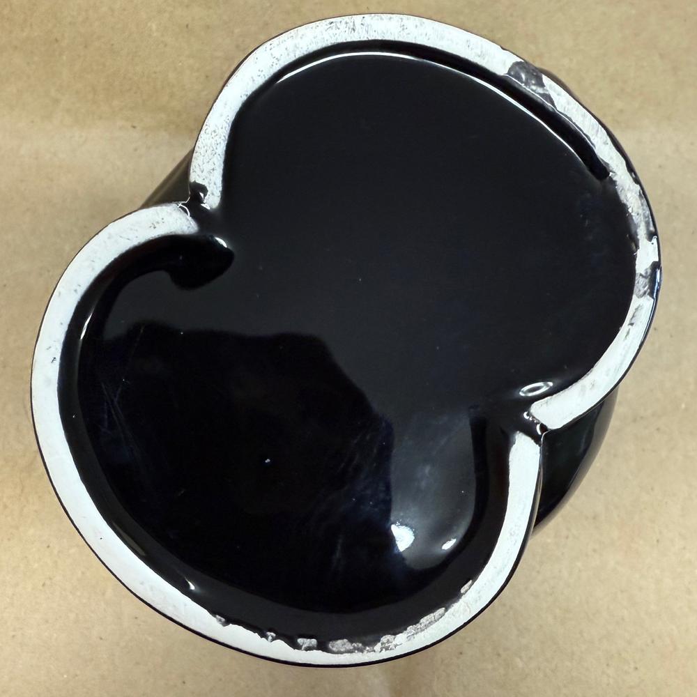 Too Hot to Handle Boxer Shorts Hearts Mug