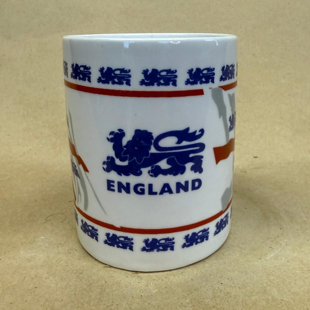 England Lion Design Mug