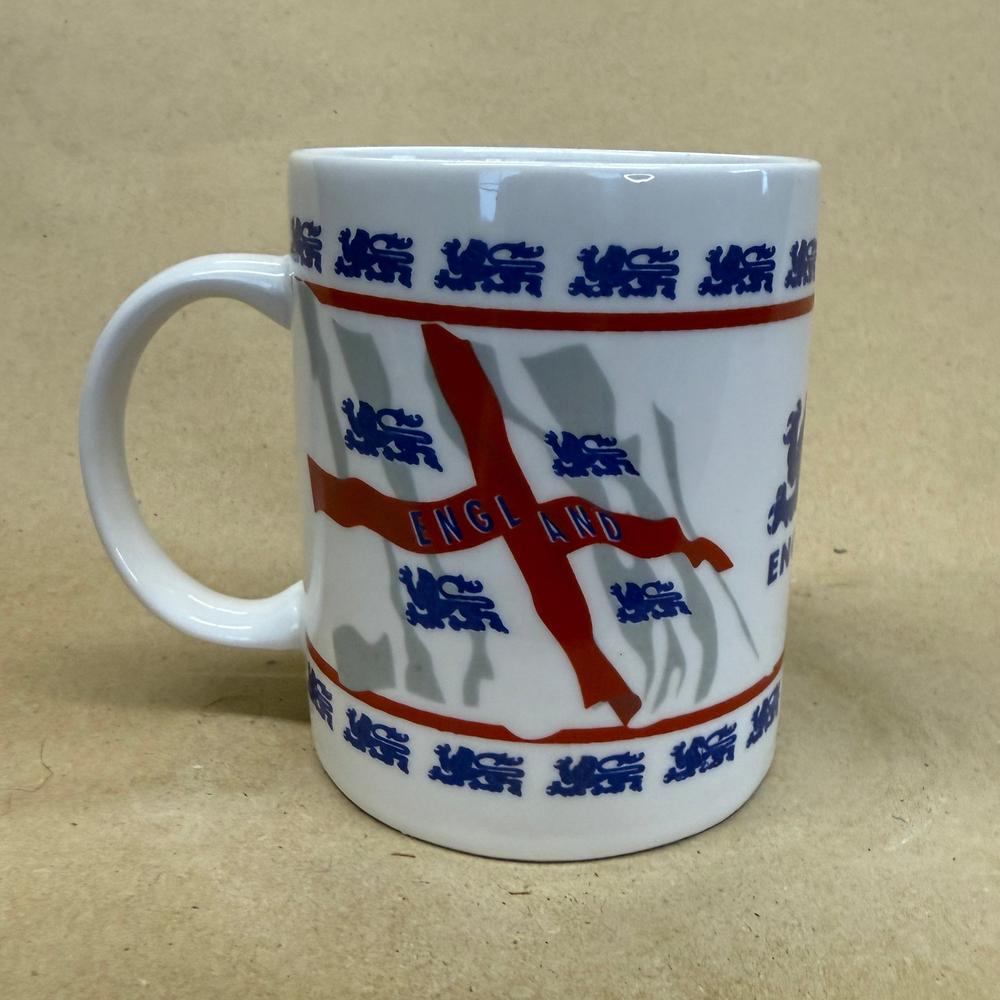 England Lion Design Mug