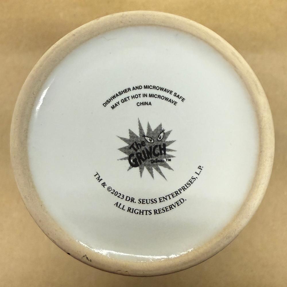 Dr. Seuss The Grinch Tall Tumbler with Rubber Grip-2023