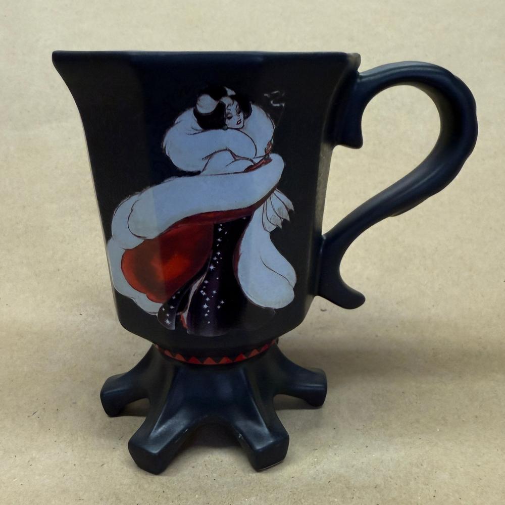 Disney Villains Designer Collection Cruella De Vil Footed Mug