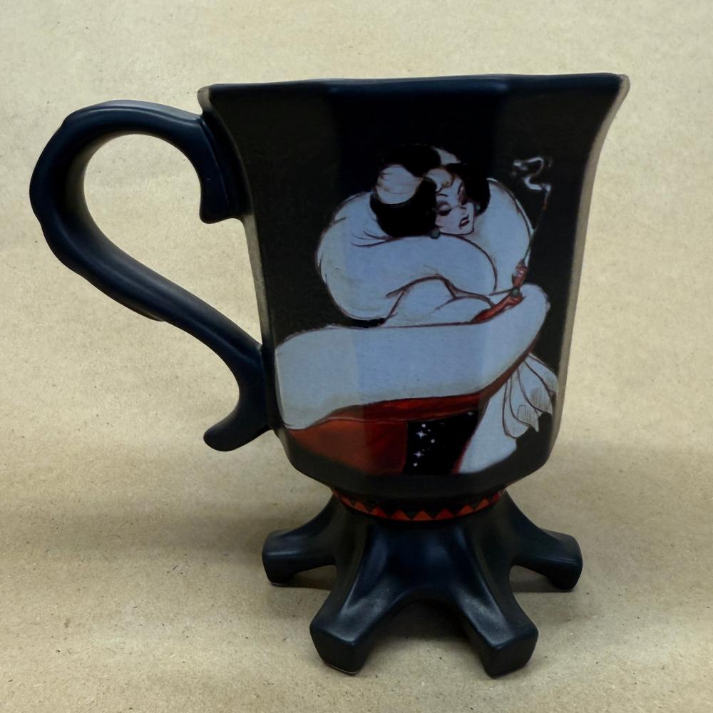 Disney Villains Designer Collection Cruella De Vil Footed Mug