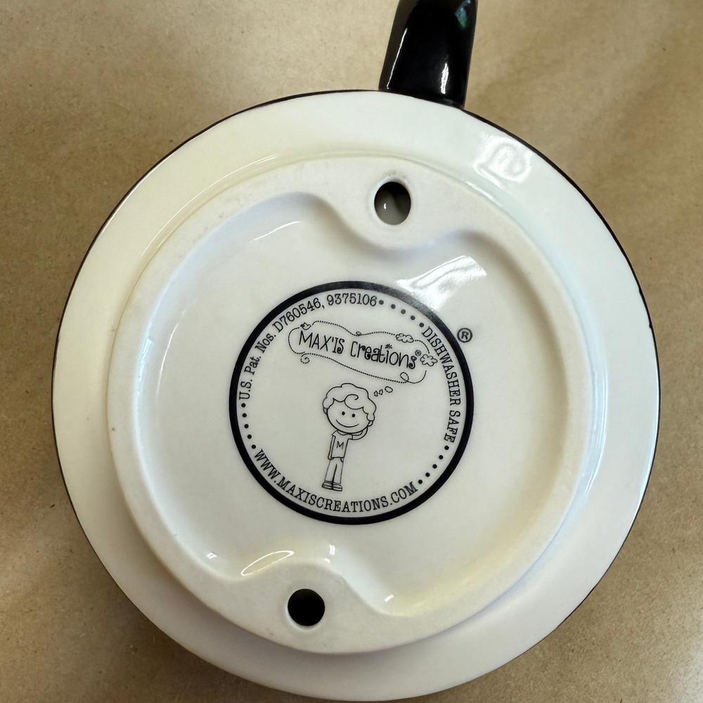 Maxi's Creations Hockey Puck and Net Mug