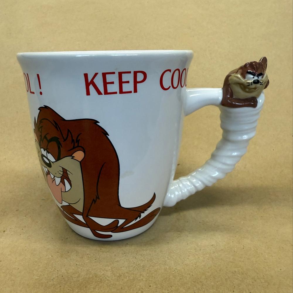 Six Flags Looney Tunes Tazmanian Devil Tornado Handle Mug
