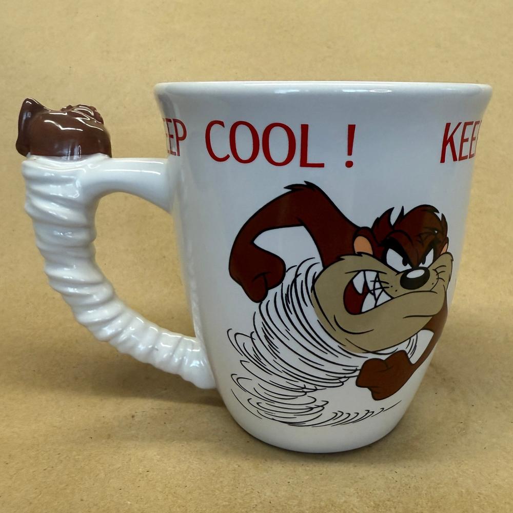 Six Flags Looney Tunes Tazmanian Devil Tornado Handle Mug
