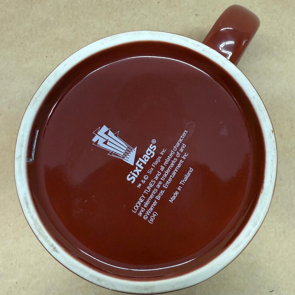 Looney Tunes Six Flags Tazmanian Devil Embossed Face Mug