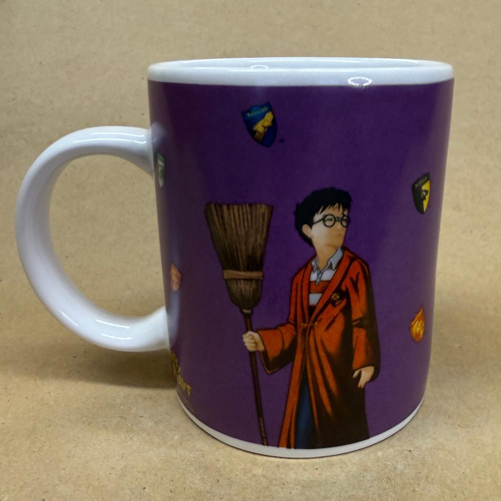 Harry Potter and the Sorcerer's Stone Hogwarts Mug-2001