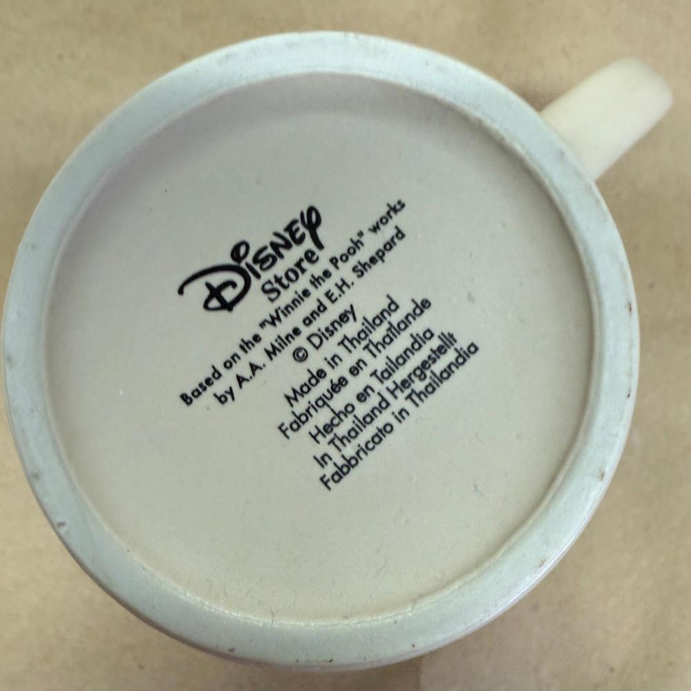 Disney Winnie the Pooh Tigger with Daisies Mug