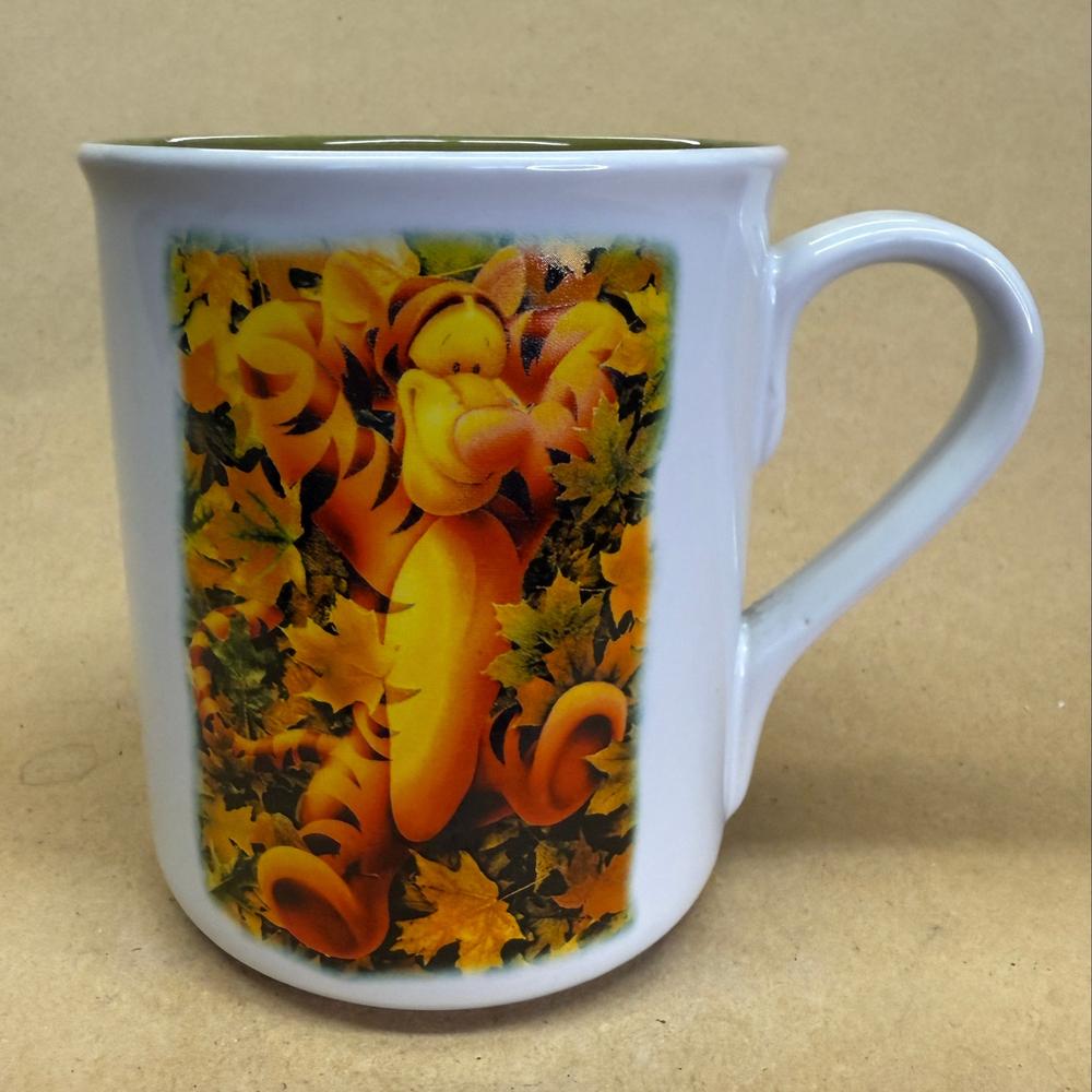Disney Winnie the Pooh Tigger Happiness is a Sunny Day Mug