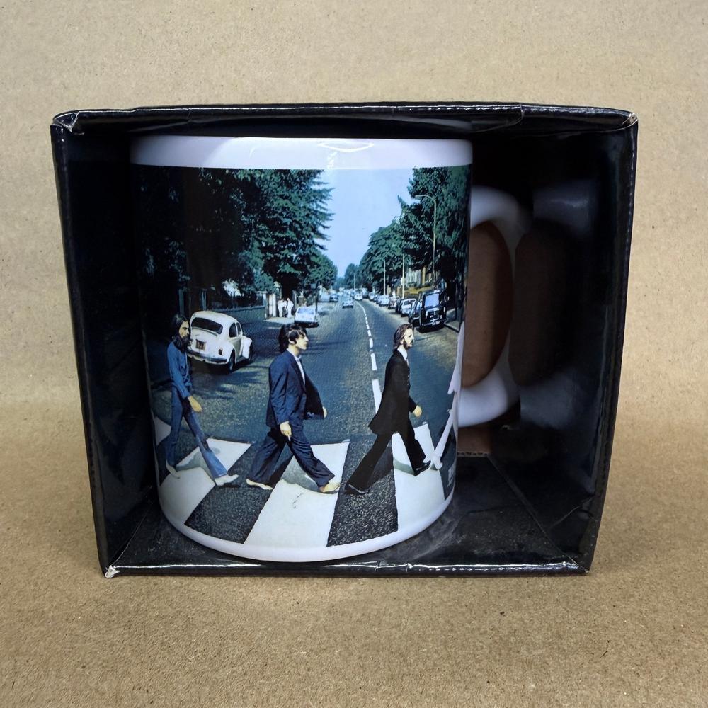 The Beatles Abbey Road Album Cover Mug NIB-2008