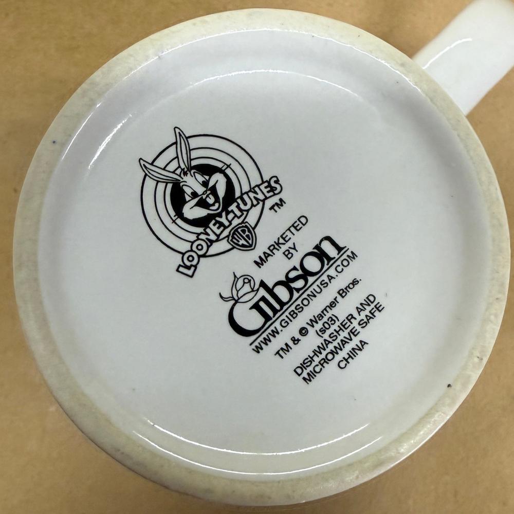 Looney Tunes Tweety Bird Dancing Mug