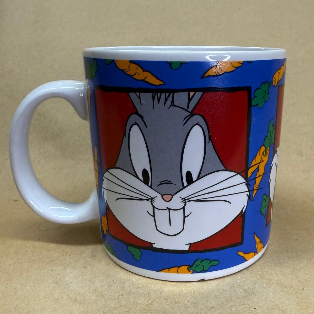 Looney Tunes Sakura Bug Bunny with Carrots Mug-1993