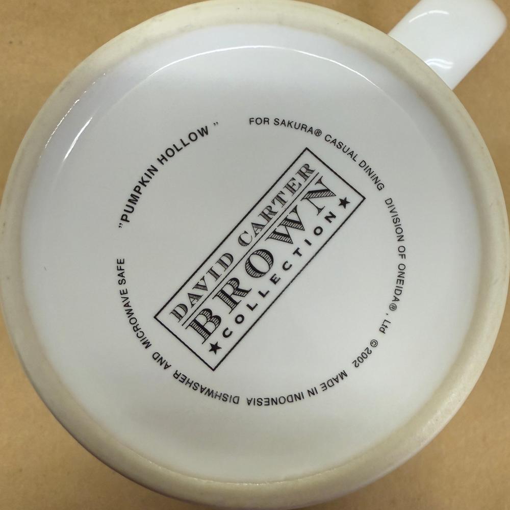 Sakura David Carter Brown Collection Pumpkin Hollow Neighborhood Mug-2002