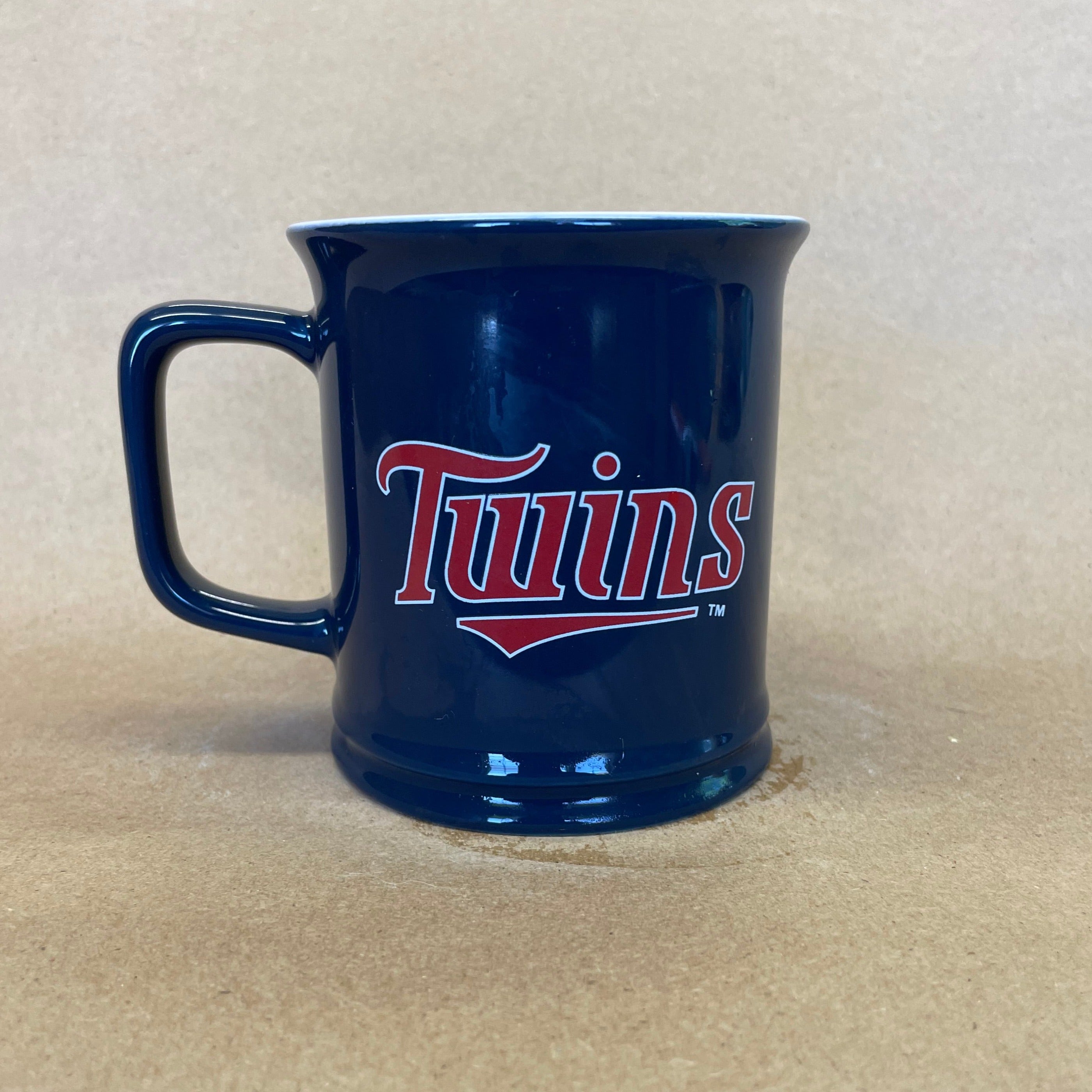 MInnesota Twins Embossed Logo Mug-2007