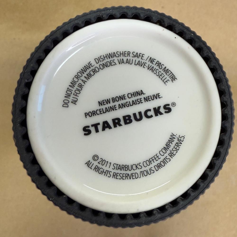 Starbucks VIA Ready Brew Tumbler Green Interior-2011