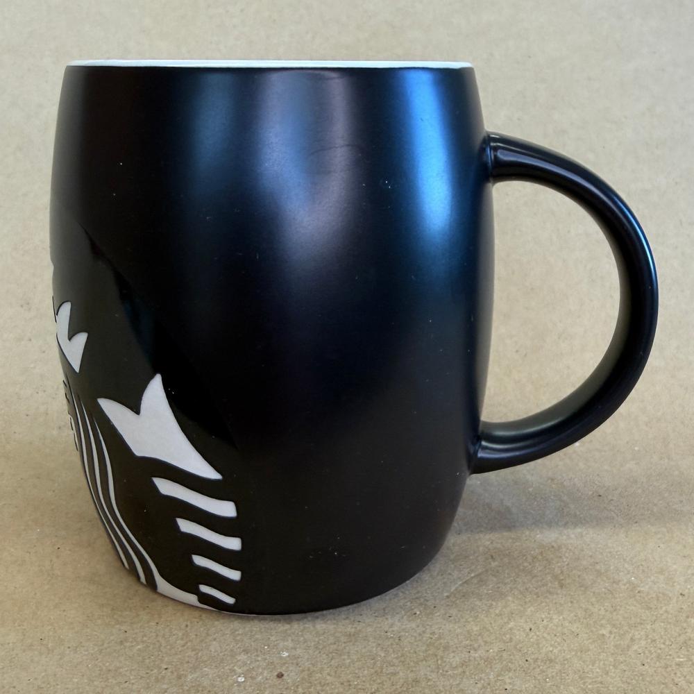 Starbucks Black with Extra Large Etched Siren Mug-2011