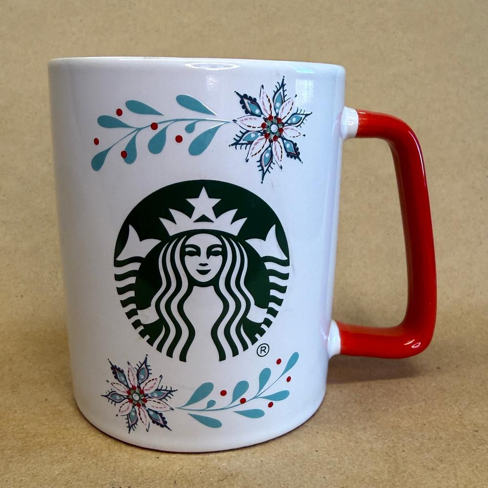 Starbucks Snowflake and Berry Christmas Red Handle Mug-2020